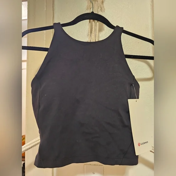 LuLulemon sports bra top - Picture 1 of 3